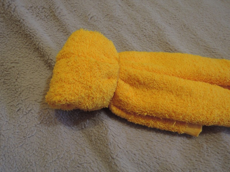 Как сделать мишку из полотенца 23 фото Как пошагово сложить своими руками полотенце в виде медведя Поэтапный мастер-класс для начинающих